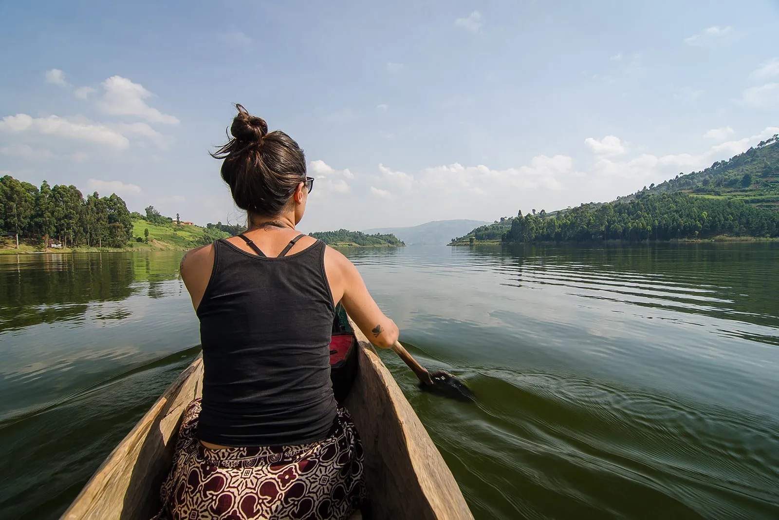 4 days Uganda gorilla safari, Batwa culture and Lake Bunyonyi